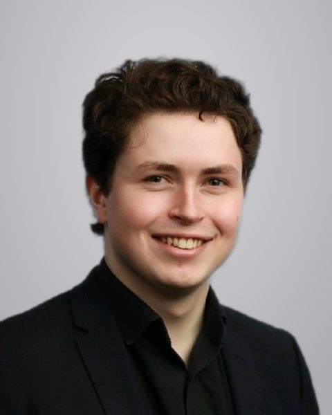 Oliver Davison, Systems Engineer